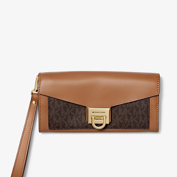 Michael Kors Large Carryall Wallet - Picture 1 of 5